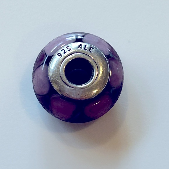 Pandora Captivating Murano Glass Charm - Picture 4 of 4